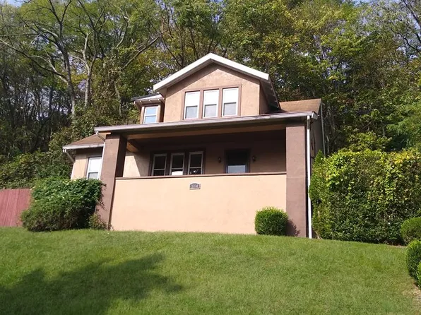 1084 WEST WASHINGTON AVE, Wheeling, WV 26003