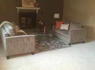 5827 Sturgeon Ln, Jacksonville, FL 32277