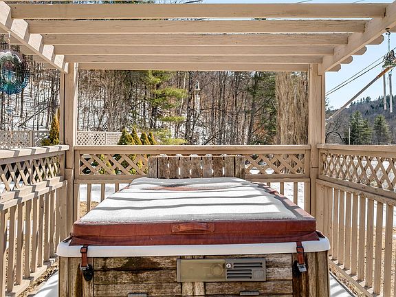 4th image of 684 Union Brook Road