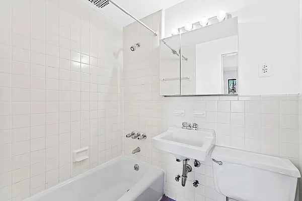 Rented by Corcoran | media 7