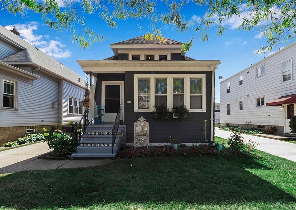 1st image of 233 Euclid Ave