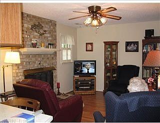 3rd image of 509 Lakewood Cir