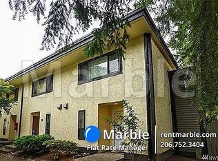 2524 NE 195th St APT 2, Lake Forest Park, WA 98155