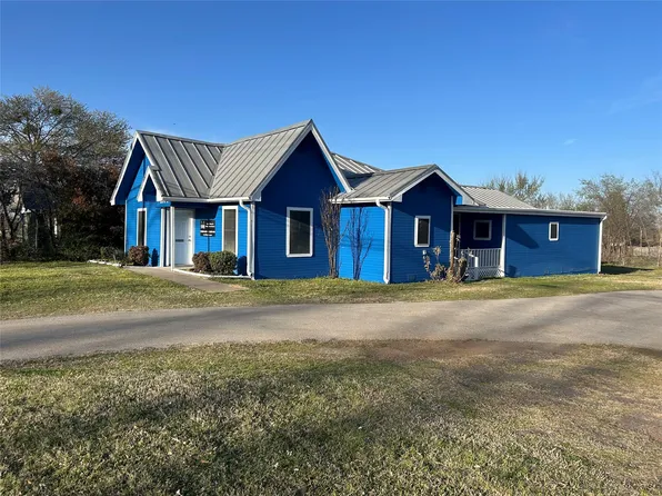1004 Church St, Sulphur Springs, TX 75482
