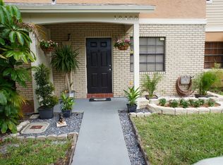 10490 NW 6th St, Pembroke Pines, FL 33026
