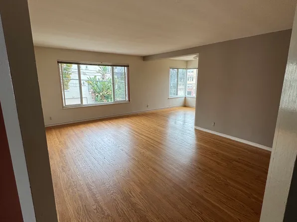 2303 Ivy Dr #5, Oakland, CA 94606