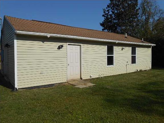 2nd image of 8451 Rawls Ave