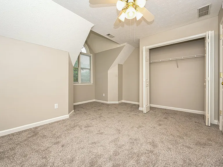 65 Rosewood Cir — Photo 8