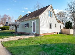 109 Pickering Rd, Rochester, NH 03839