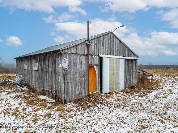 4th image of 1777 Lamb Rd