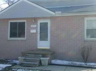 8636 Paige Ave, Warren, MI 48089