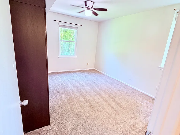20313 Beaconfield Ter #B2 — Photo 43