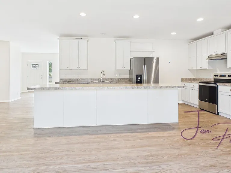 7420 Guide Meridian — Photo 8