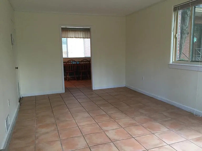 32 Faris Cir — Photo 6