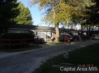 124 N Church St, Virden, IL 62690