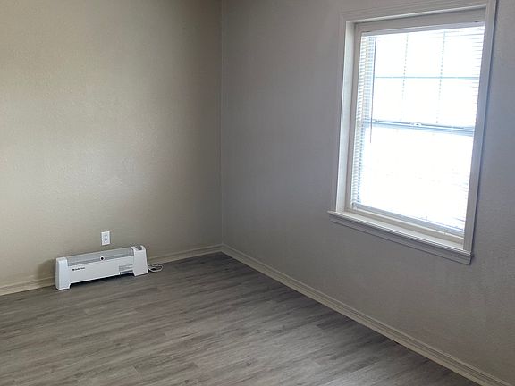 5th image of 223 N Main St #8