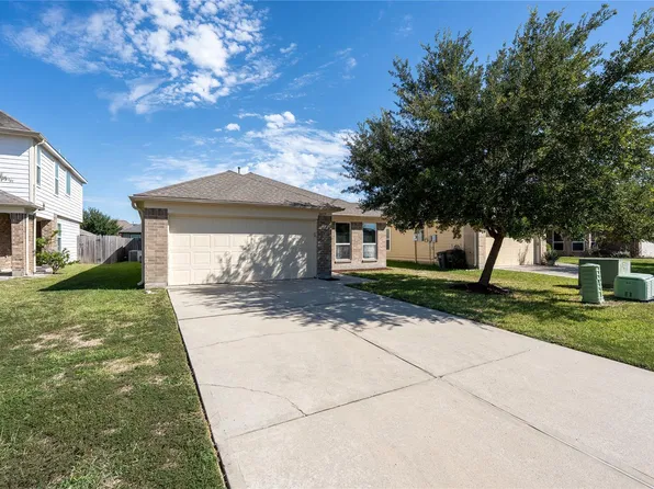 16815 Fallen Timbers Dr, Conroe, TX 77385
