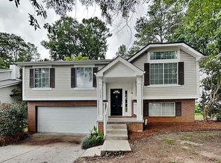 2063 Raintree Pl, Lithonia, GA 30058