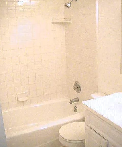 931 Visalia St — Photo 4