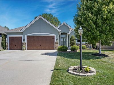 3357 SW Jessie Ln, Lees Summit, MO, 64082
