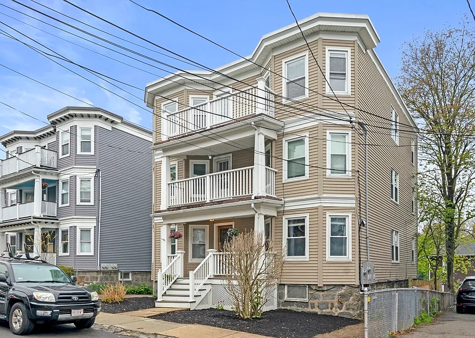 23 Thelma Rd #3
