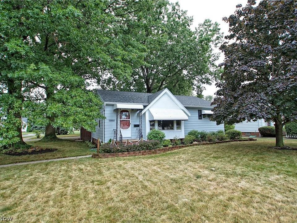 1st image of 29416 Fairway Blvd