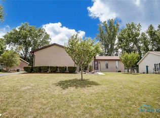 925 Edgehill Rd, Findlay, OH 45840