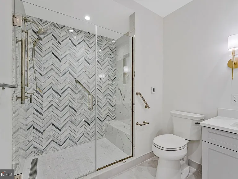 6718 Lowell #507 — Photo 29