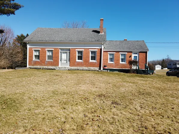 1118 Shore Road, Lamoine, ME 04605