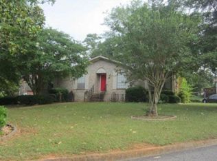 109 Woodview Ln, Fairfield, AL 35064