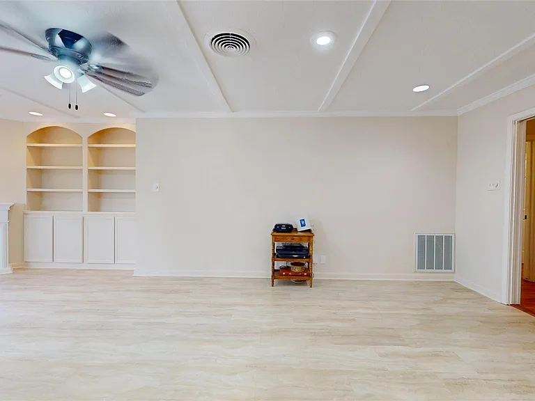 9910 Pine Lake Dr — Photo 20