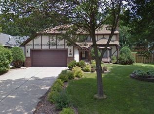 9829 Ilex St NW, Coon Rapids, MN 55433