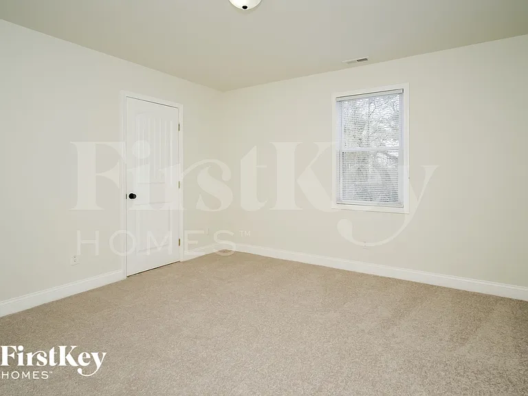 123 E End Ave — Photo 12