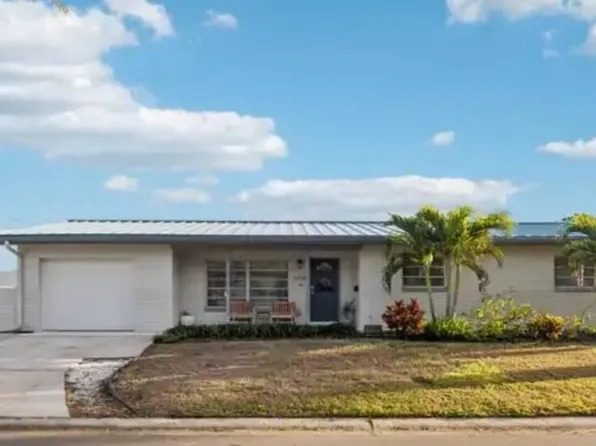 6338 6th Ave S, Saint Petersburg, FL 33707