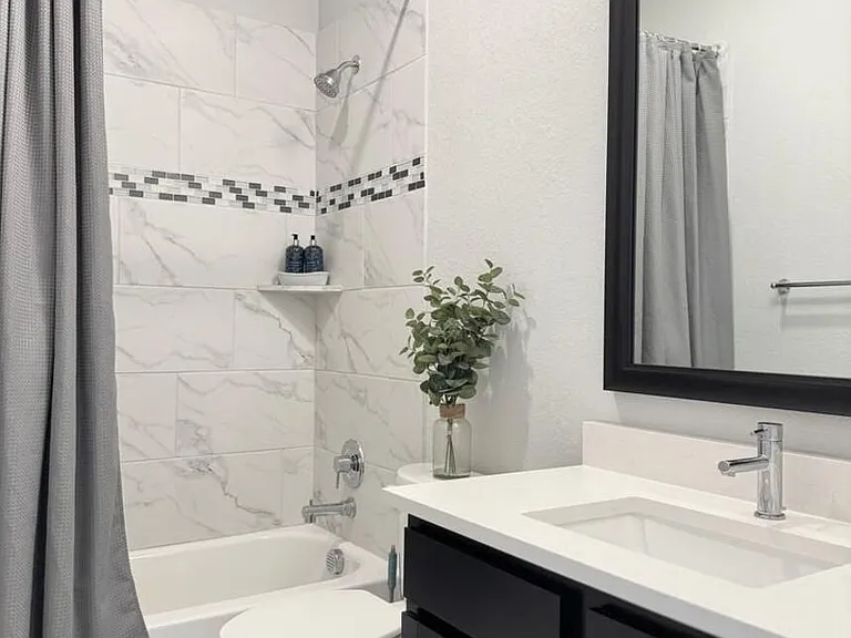 5843 Whitby Rd #13 — Photo 7