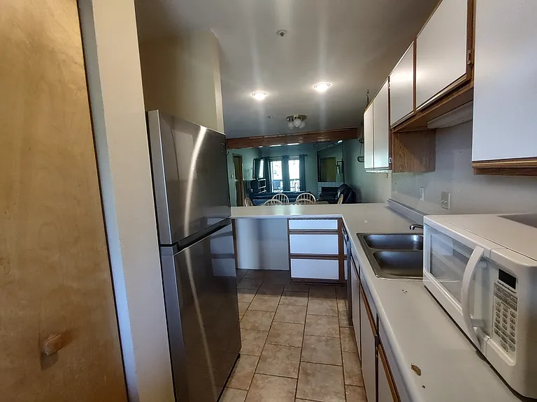 400 W Main St #303 — Photo 7