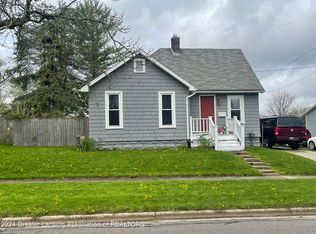 110 S Morton St, Saint Johns, MI