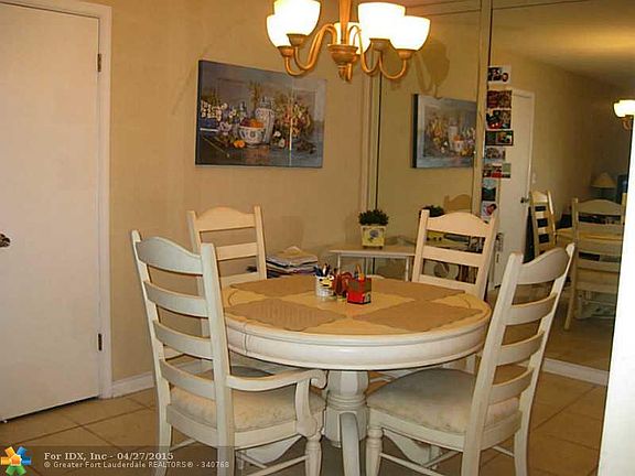 4th image of 6521 Bay Club Dr APT 2