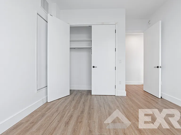 2230 Cropsey Ave #1005 — Photo 6