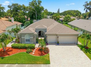 141 Old Oak Cir, Palm Harbor, FL 34683