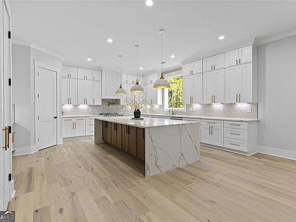 5th image of 91.2 Beech Creek Cir