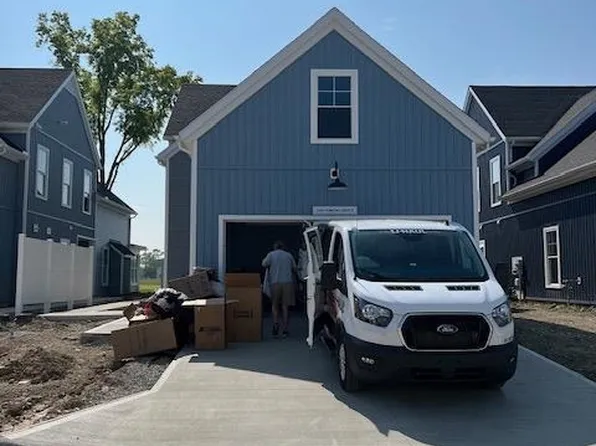 2462 Torino Dr, Pt Clinton, OH 43452