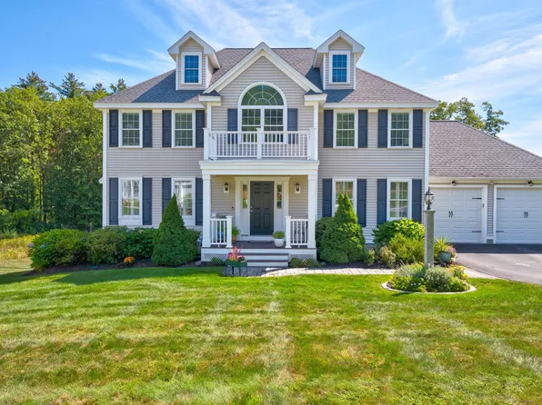 5 McIntosh Ln, Littleton, MA 01460