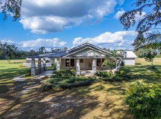 5030 Sydney Rd, Plant City, FL 33566