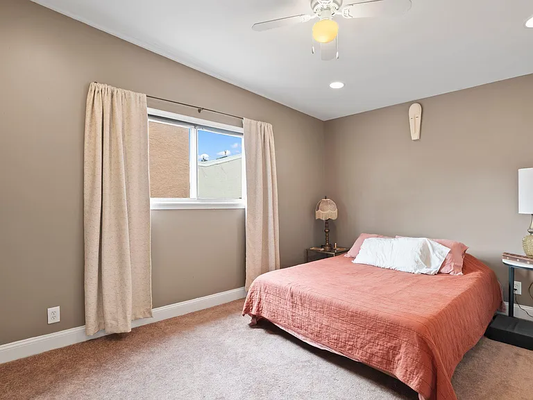 1224 E Columbia Ave — Photo 15