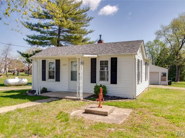 201 S Public Rd, Fieldon, IL 62031