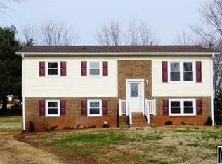 5572 View Court Park, Hickory, NC 28602