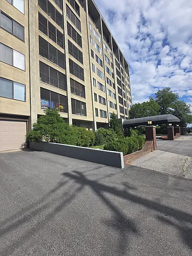 55 River Rd #9H Photo 1