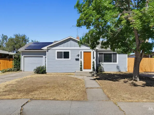 845 N 7 E, Mtn Home, ID 83647