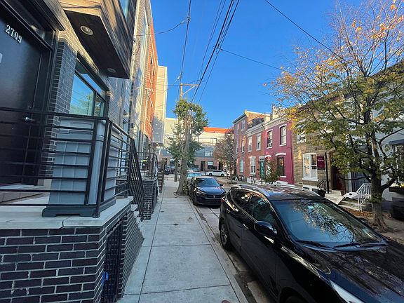 4th image of 2711 Cambridge St